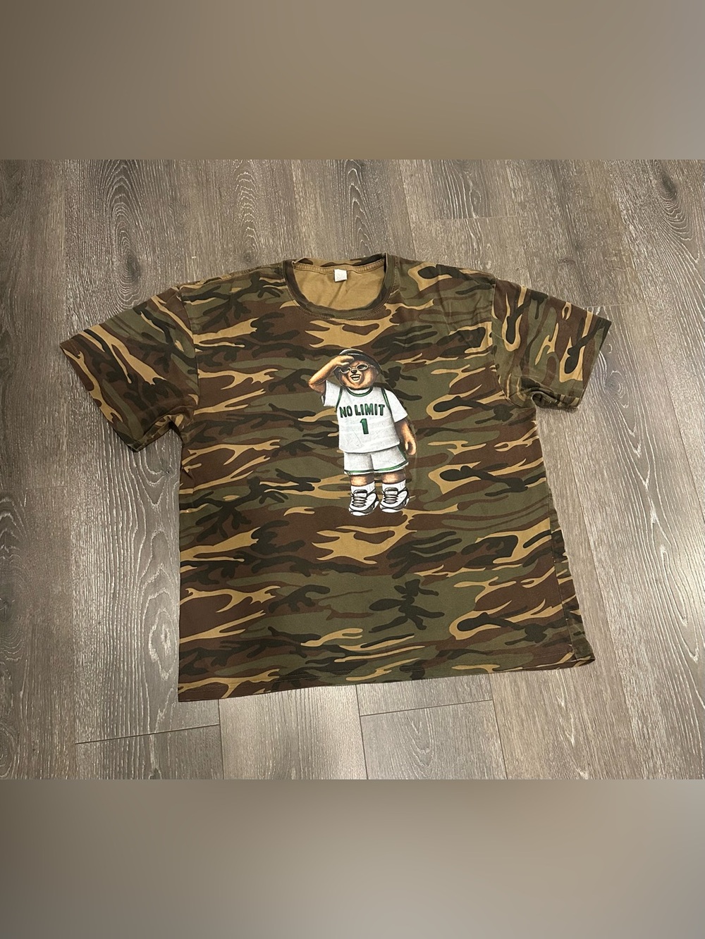 Anvil Camo No Limit Short Sleeve Tee with Bear Graphic - Green, Brown, Size XL